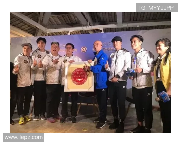 香港明生足球明星队展现青春活力助力本地足球发展新篇章